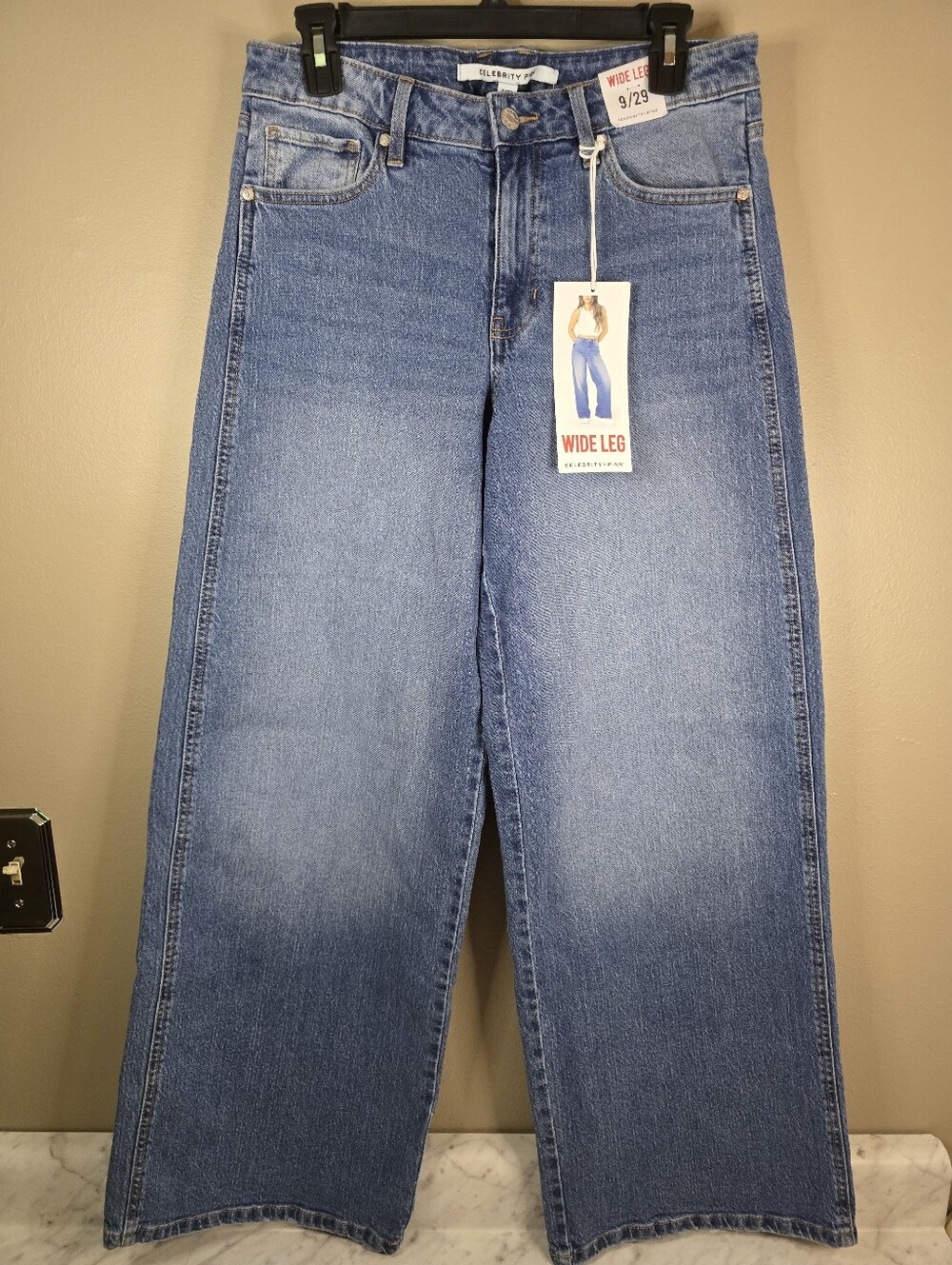 Celebrity Pink Wide Leg Women's/Junior Jeans Mid Wash Blue Size 9/29